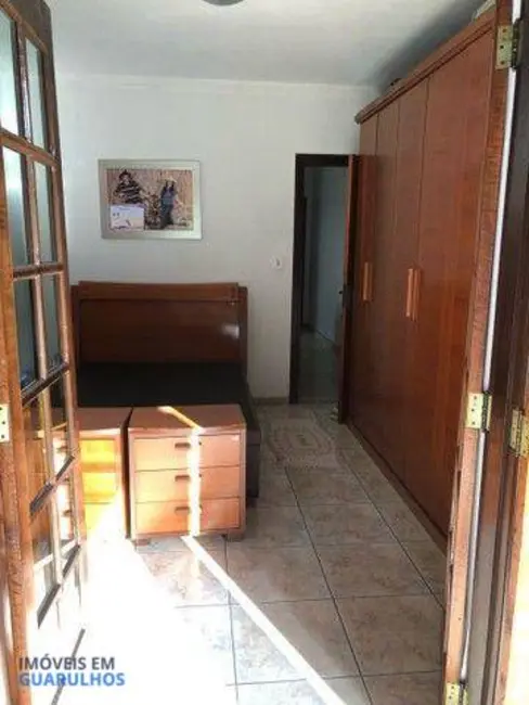 Foto 7 de Casa com 4 quartos à venda, 180m2 em Jardim Palmira, Guarulhos - SP
