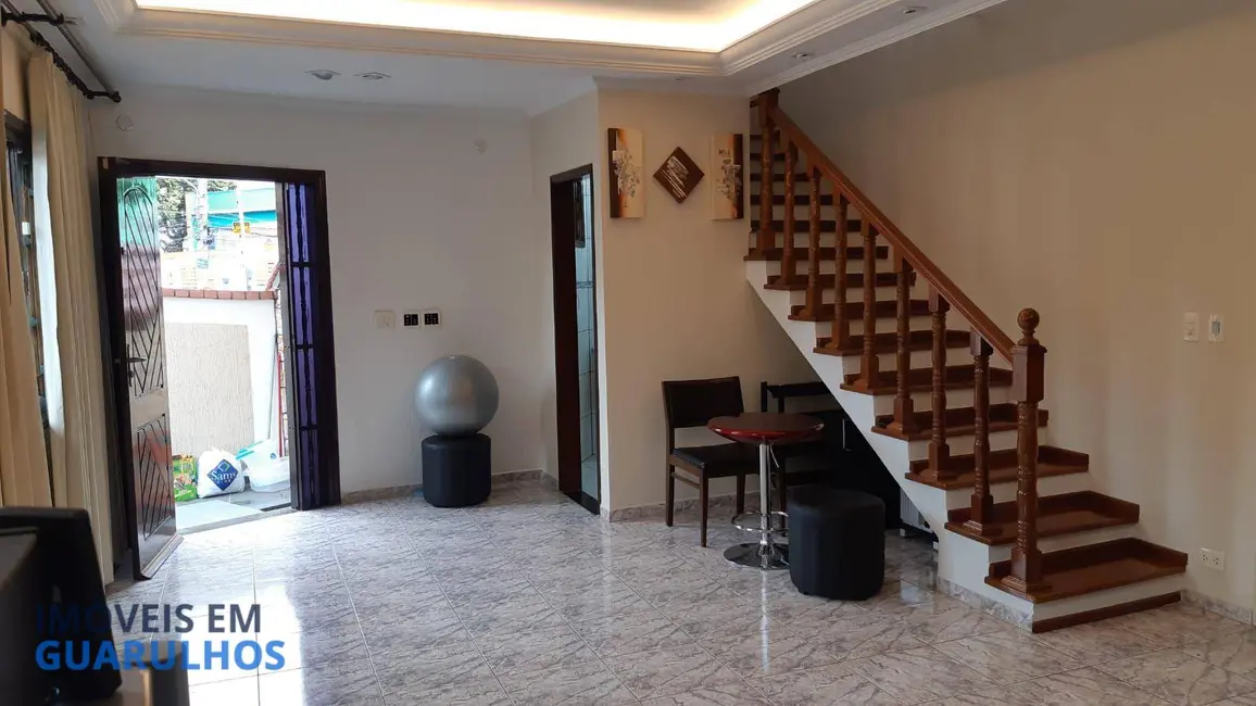 Foto 3 de Casa com 3 quartos à venda, 164m2 em Jardim Vila Galvão, Guarulhos - SP