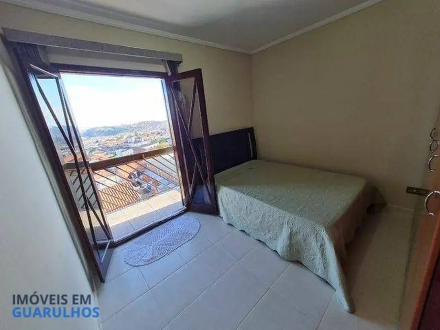 Casa com 3 quartos à venda, 195m2 em Parque Continental II, Guarulhos - SP - imagem 8 Foto 8 de Casa com 3 quartos à venda, 195m2 em Parque Continental II, Guarulhos - SP