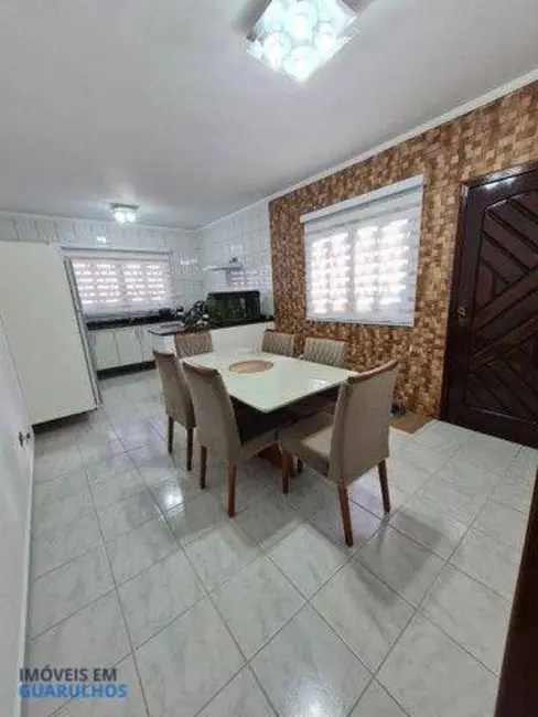 Casa com 3 quartos à venda, 195m2 em Parque Continental II, Guarulhos - SP - imagem 5 Foto 5 de Casa com 3 quartos à venda, 195m2 em Parque Continental II, Guarulhos - SP