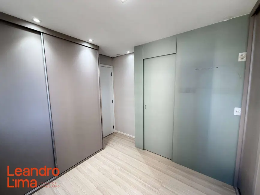 Foto 3 de Apartamento com 3 quartos para alugar, 69m2 em Ponte Grande, Guarulhos - SP