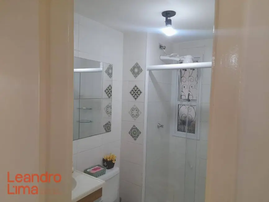 Apartamento com 3 quartos para alugar, 64m2 em Ponte Grande, Guarulhos - SP - imagem 7 Foto 7 de Apartamento com 3 quartos para alugar, 64m2 em Ponte Grande, Guarulhos - SP