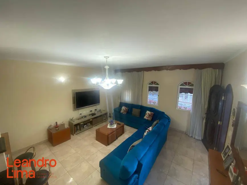 Foto 4 de Sobrado com 4 quartos à venda, 160m2 em Jardim Rosa de Franca, Guarulhos - SP