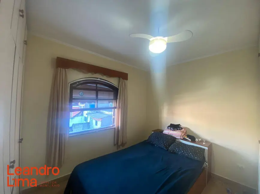 Foto 9 de Sobrado com 4 quartos à venda, 160m2 em Jardim Rosa de Franca, Guarulhos - SP