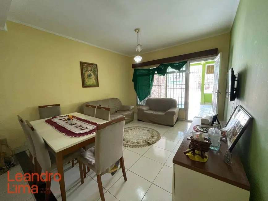 Foto 3 de Casa com 3 quartos à venda, 120m2 em Vila Zamataro, Guarulhos - SP