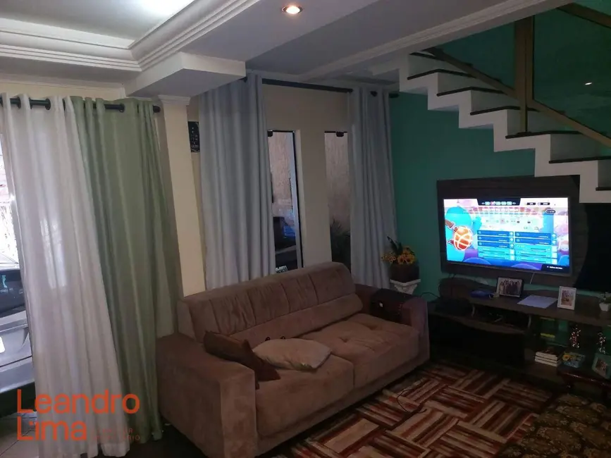 Foto 5 de Casa com 5 quartos à venda, 110m2 em Vila Barros, Guarulhos - SP