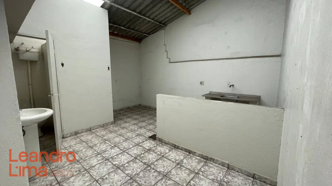 Foto 4 de Sala Comercial para alugar, 60m2 em Vila Zamataro, Guarulhos - SP