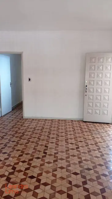 Foto 2 de Casa com 3 quartos à venda, 150m2 em Vila Adelaide Perella, Guarulhos - SP