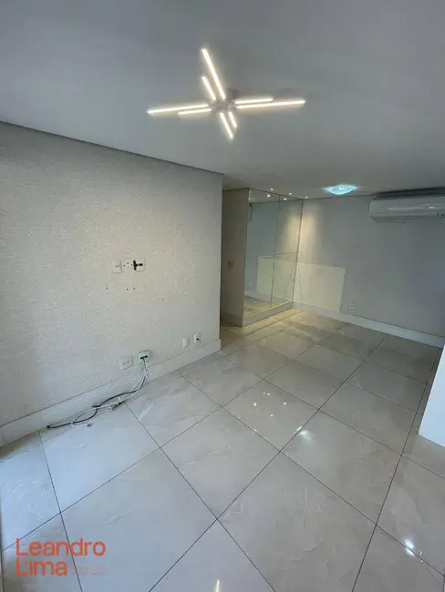 Foto 5 de Apartamento com 2 quartos à venda, 68m2 em Jardim Flor da Montanha, Guarulhos - SP