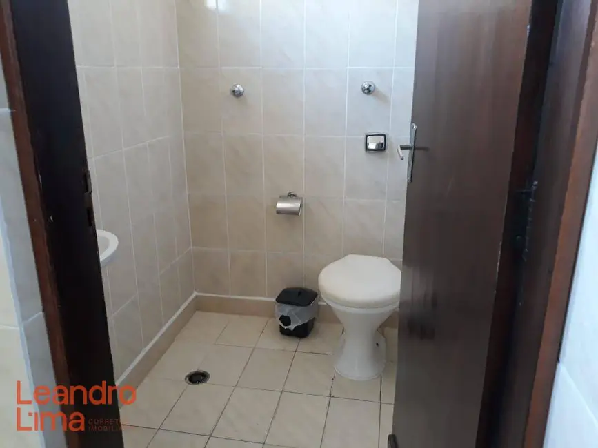 Foto 5 de Sala Comercial para alugar, 100m2 em Jardim Munhoz, Guarulhos - SP
