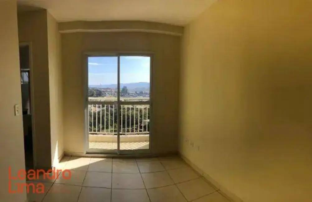 Foto 3 de Apartamento com 2 quartos à venda, 52m2 em Água Chata, Guarulhos - SP