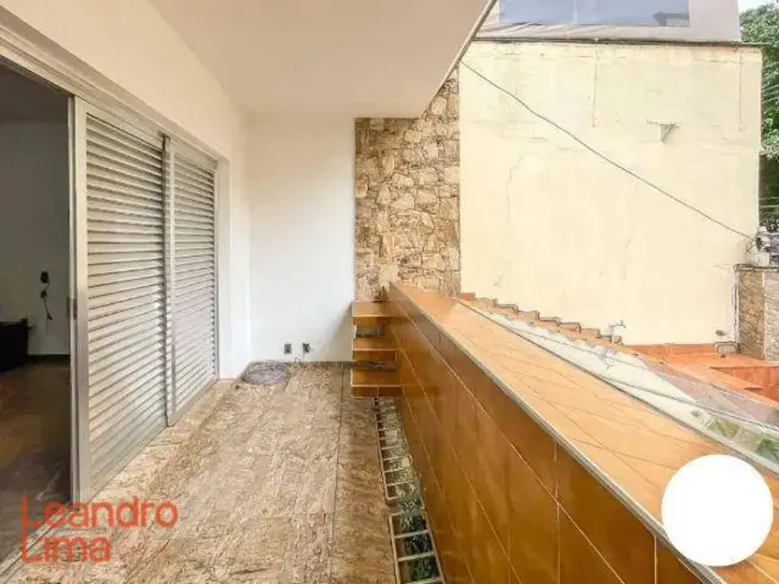 Foto 8 de Casa com 3 quartos à venda e para alugar, 292m2 em Vila Santo Estevão, São Paulo - SP