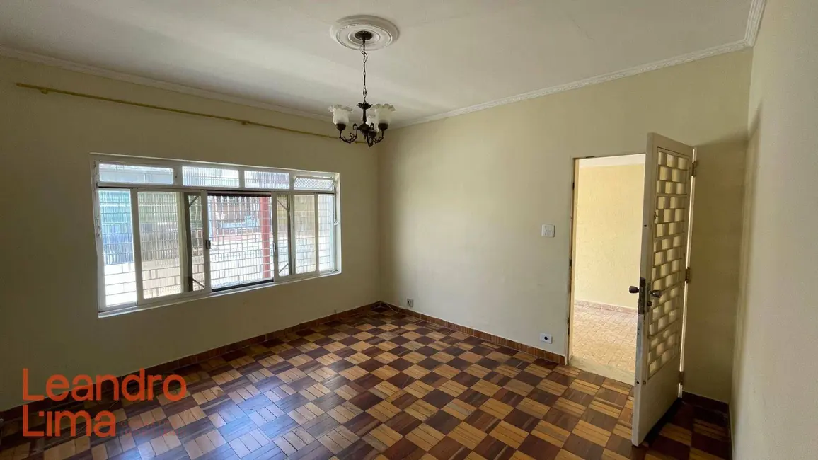 Foto 2 de Casa com 2 quartos para alugar, 110m2 em Jardim Frizzo, Guarulhos - SP