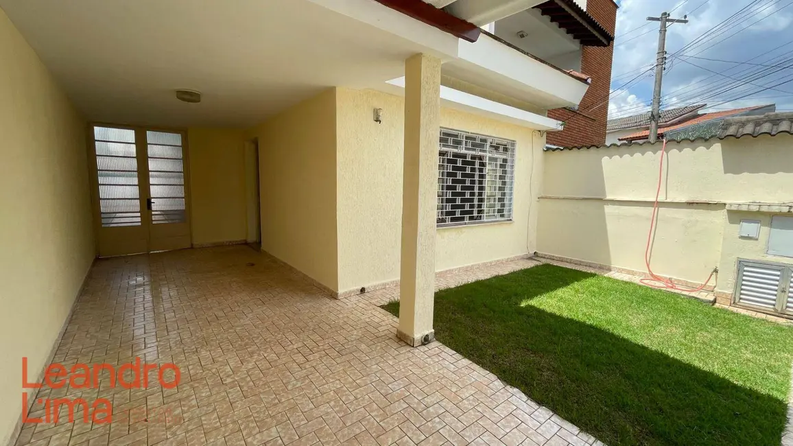 Foto 1 de Casa com 2 quartos para alugar, 110m2 em Jardim Frizzo, Guarulhos - SP