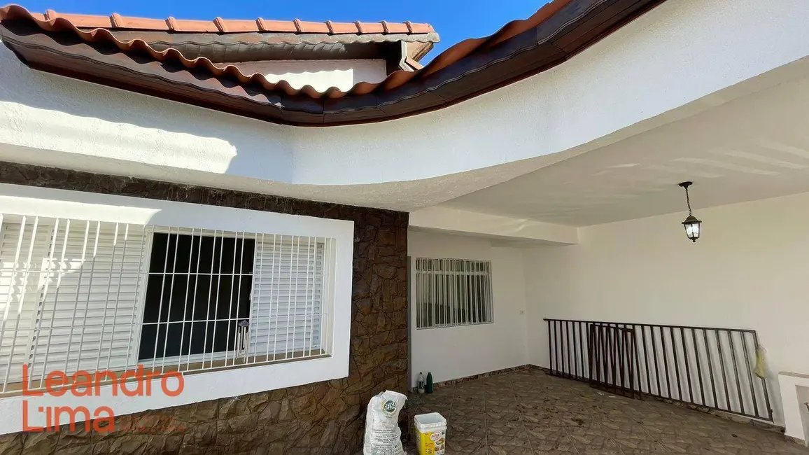 Foto 1 de Casa com 2 quartos para alugar, 150m2 em Jardim Munhoz, Guarulhos - SP