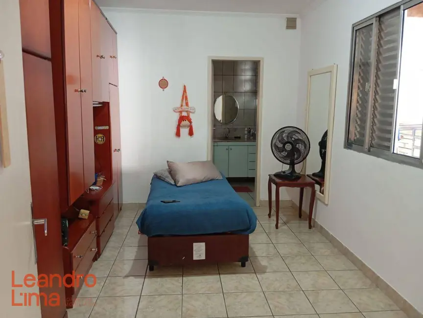 Foto 5 de Casa com 3 quartos para alugar, 170m2 em Vila São João, Guarulhos - SP