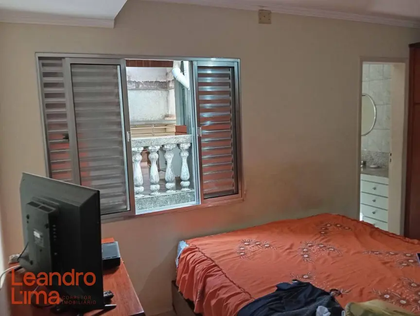 Foto 8 de Casa com 3 quartos para alugar, 170m2 em Vila São João, Guarulhos - SP