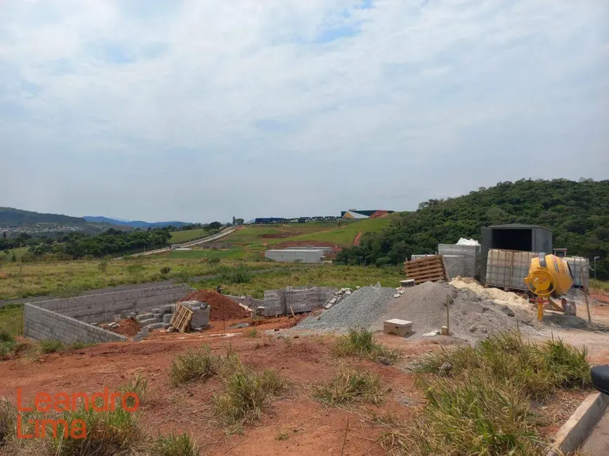 Foto 2 de Terreno / Lote à venda, 300m2 em Laranja Azeda, Atibaia - SP