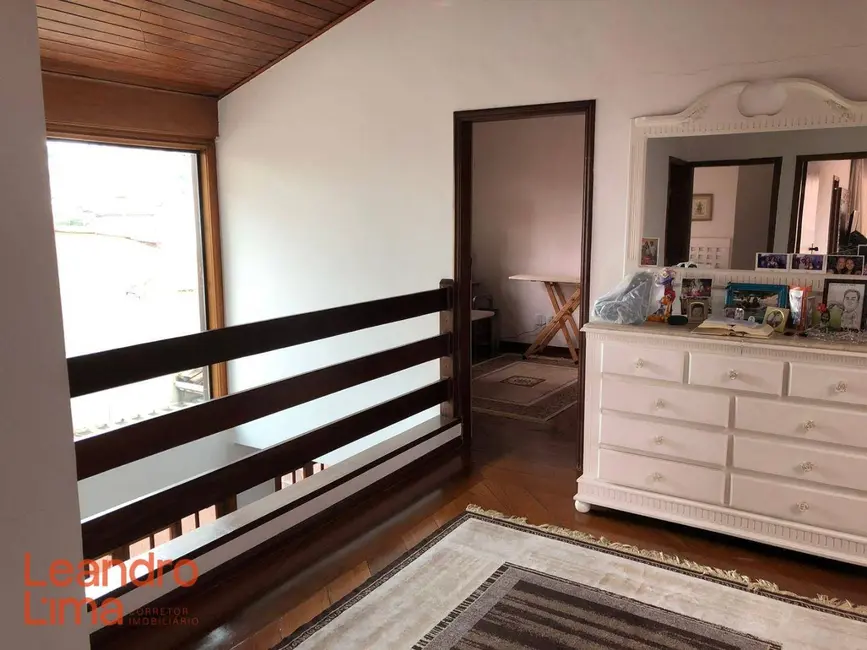 Foto 9 de Casa com 4 quartos à venda, 420m2 em Vila Galvão, Guarulhos - SP