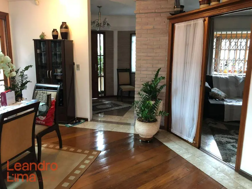Foto 4 de Casa com 4 quartos à venda, 420m2 em Vila Galvão, Guarulhos - SP