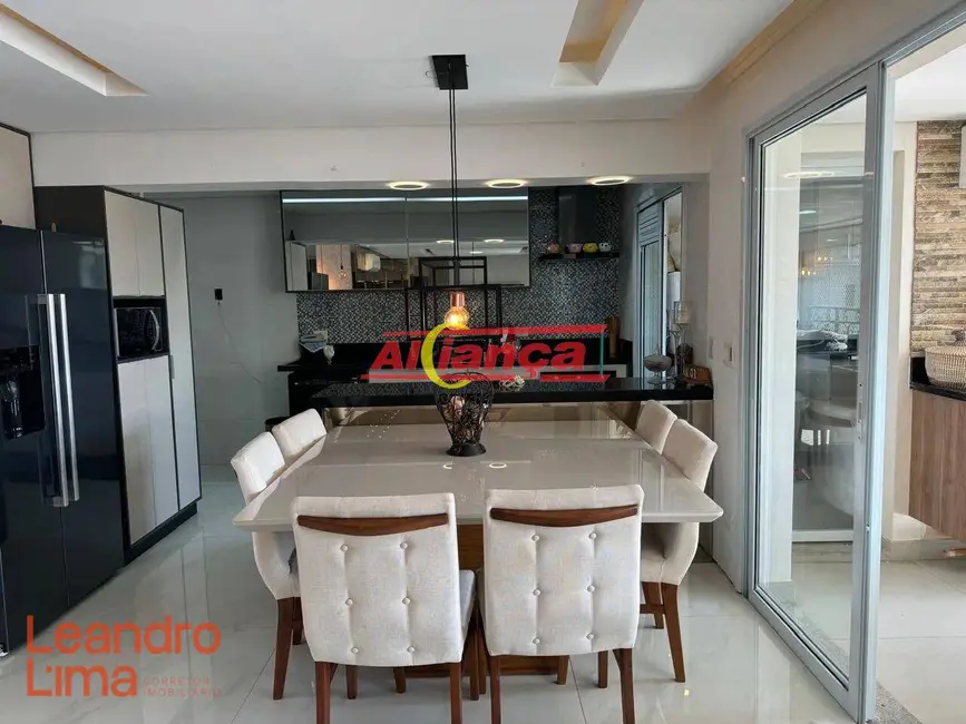 Apartamento com 3 quartos para alugar, 145m2 em Vila Lanzara, Guarulhos - SP - imagem 9 Foto 9 de Apartamento com 3 quartos para alugar, 145m2 em Vila Lanzara, Guarulhos - SP