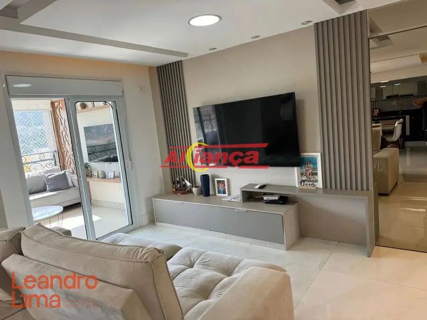 Apartamento com 3 quartos para alugar, 145m2 em Vila Lanzara, Guarulhos - SP - imagem 2 Foto 2 de Apartamento com 3 quartos para alugar, 145m2 em Vila Lanzara, Guarulhos - SP