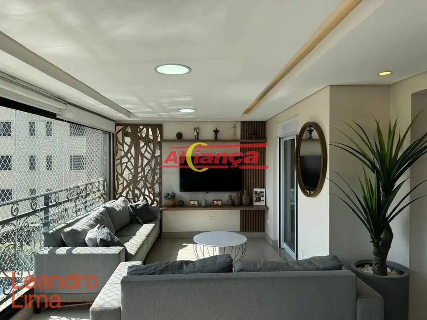 Apartamento com 3 quartos para alugar, 145m2 em Vila Lanzara, Guarulhos - SP - imagem 5 Foto 5 de Apartamento com 3 quartos para alugar, 145m2 em Vila Lanzara, Guarulhos - SP