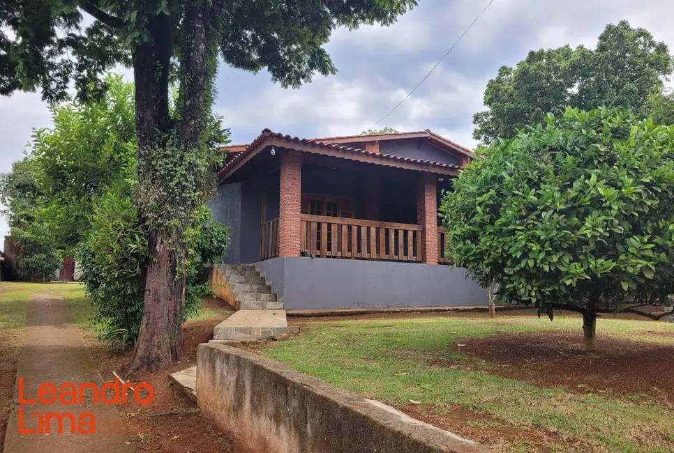 Foto 3 de Chácara com 3 quartos à venda, 1000m2 em Chácaras Fernão Dias, Atibaia - SP