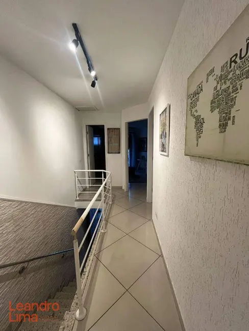 Casa de Condomínio com 3 quartos à venda, 127m2 em Vila Adelaide Perella, Guarulhos - SP - imagem 9 Foto 9 de Casa de Condomínio com 3 quartos à venda, 127m2 em Vila Adelaide Perella, Guarulhos - SP