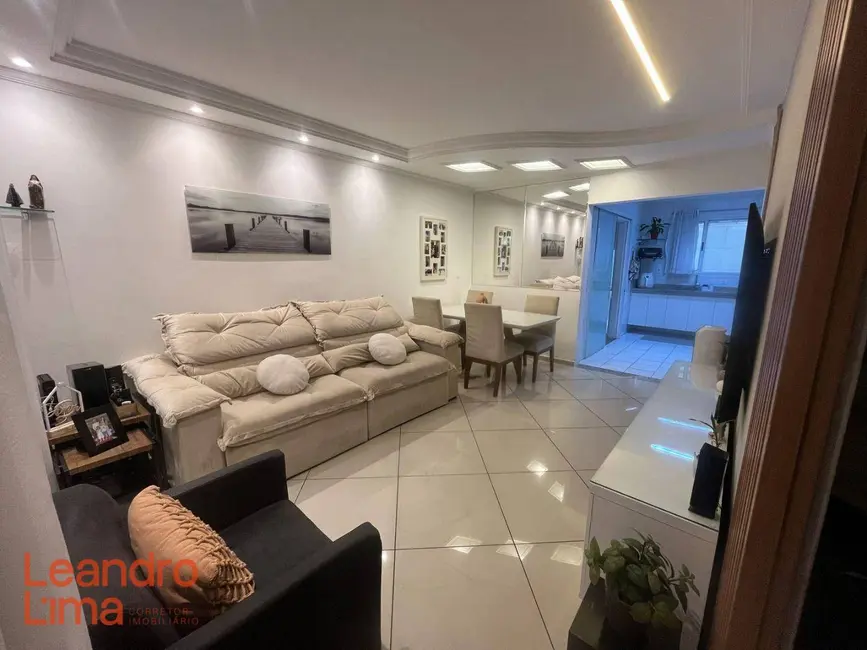 Casa de Condomínio com 3 quartos à venda, 127m2 em Vila Adelaide Perella, Guarulhos - SP - imagem 3 Foto 3 de Casa de Condomínio com 3 quartos à venda, 127m2 em Vila Adelaide Perella, Guarulhos - SP