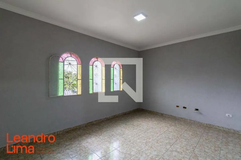 Casa com 3 quartos para alugar, 120m2 em Jardim Munhoz, Guarulhos - SP - imagem 9 Foto 9 de Casa com 3 quartos para alugar, 120m2 em Jardim Munhoz, Guarulhos - SP