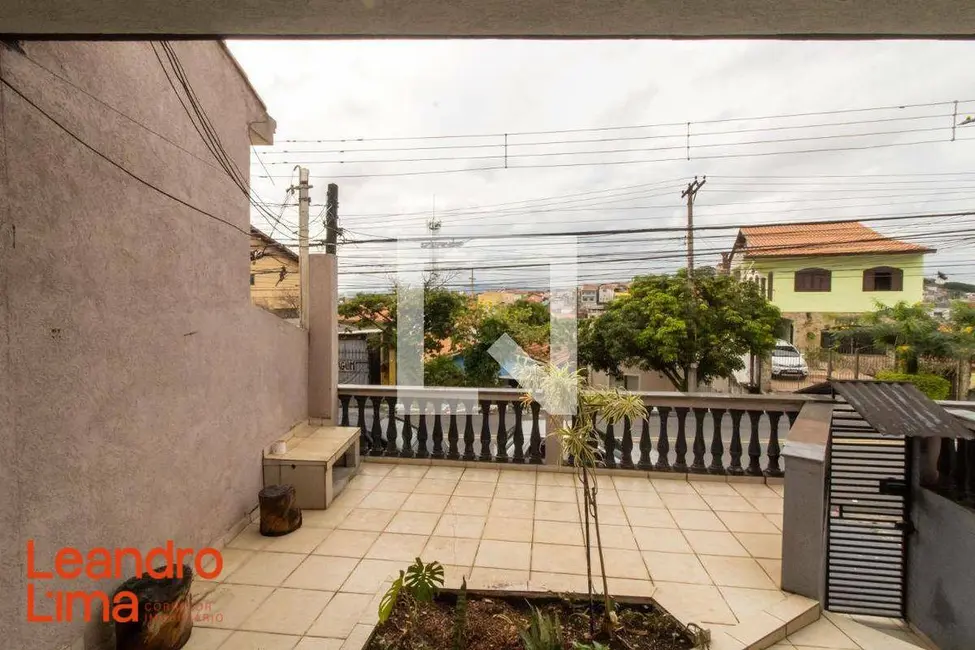 Casa com 3 quartos para alugar, 120m2 em Jardim Munhoz, Guarulhos - SP - imagem 6 Foto 6 de Casa com 3 quartos para alugar, 120m2 em Jardim Munhoz, Guarulhos - SP