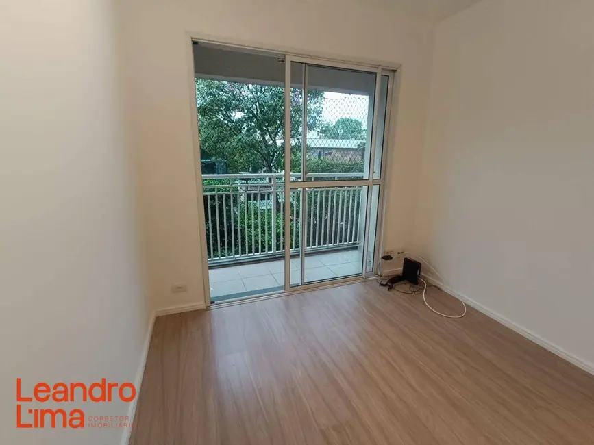 Foto 2 de Apartamento com 3 quartos à venda, 63m2 em Ponte Grande, Guarulhos - SP