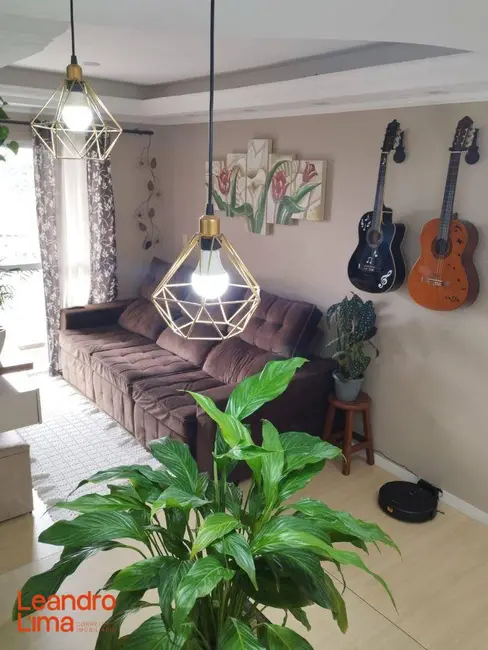 Apartamento com 2 quartos à venda, 54m2 em Jardim Presidente Dutra, Guarulhos - SP - imagem 4 Foto 4 de Apartamento com 2 quartos à venda, 54m2 em Jardim Presidente Dutra, Guarulhos - SP