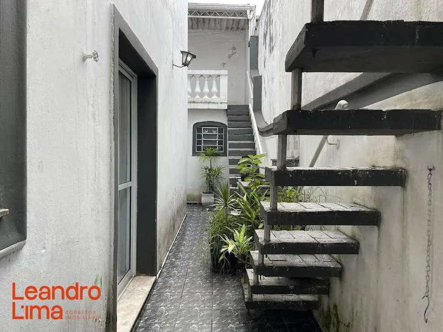 Foto 9 de Casa com 3 quartos à venda e para alugar, 250m2 em Vila Zamataro, Guarulhos - SP