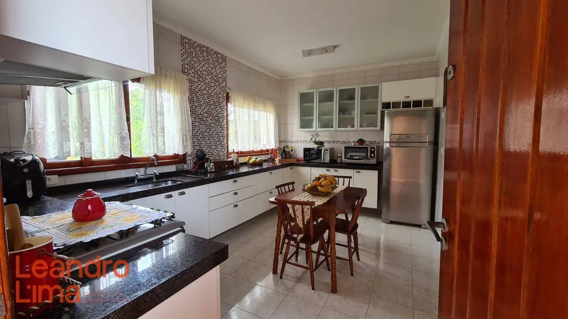 Foto 6 de Casa com 4 quartos à venda, 131m2 em Vila Moreira, Guarulhos - SP