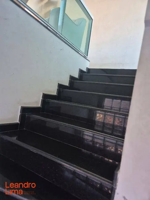 Foto 5 de Casa com 3 quartos à venda, 126m2 em Parque Flamengo, Guarulhos - SP