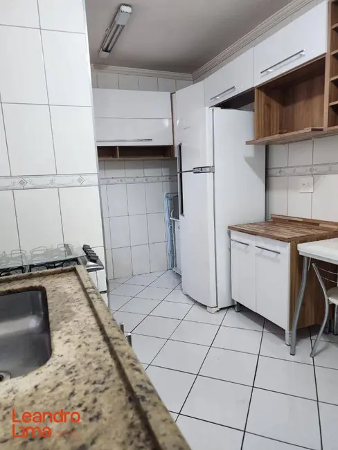 Casa com 2 quartos à venda em Vila São João Batista, Guarulhos - SP - imagem 8 Foto 8 de Casa com 2 quartos à venda em Vila São João Batista, Guarulhos - SP