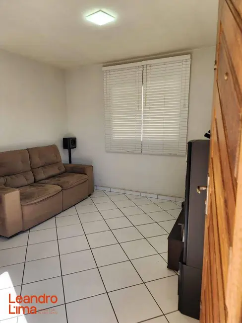 Casa com 2 quartos à venda em Vila São João Batista, Guarulhos - SP - imagem 3 Foto 3 de Casa com 2 quartos à venda em Vila São João Batista, Guarulhos - SP