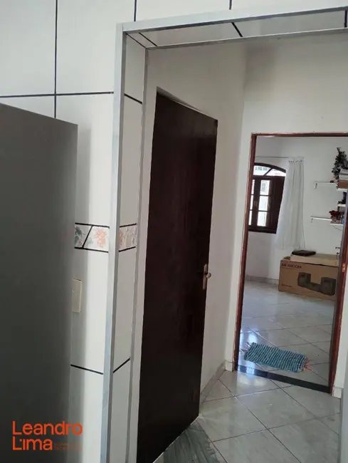 Foto 5 de Casa com 3 quartos à venda, 250m2 em Jardim Presidente Dutra, Guarulhos - SP