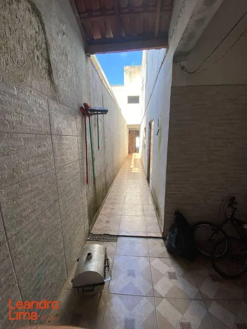 Foto 9 de Casa com 4 quartos à venda, 125m2 em Parque Flamengo, Guarulhos - SP