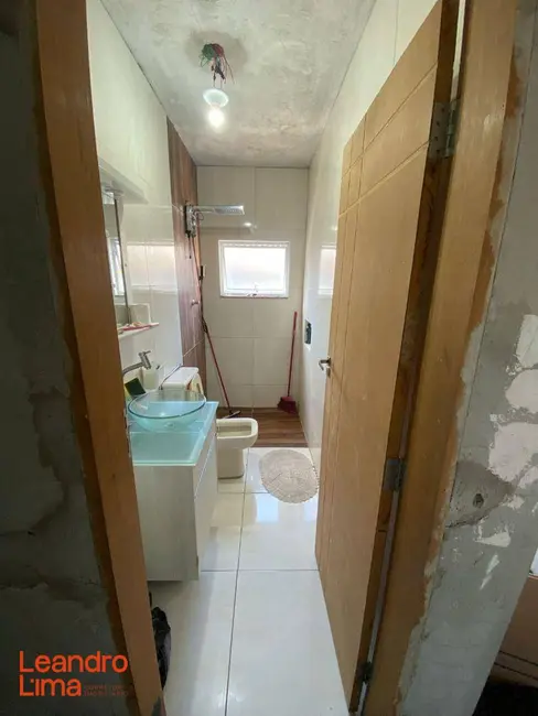 Foto 7 de Casa com 4 quartos à venda, 125m2 em Parque Flamengo, Guarulhos - SP