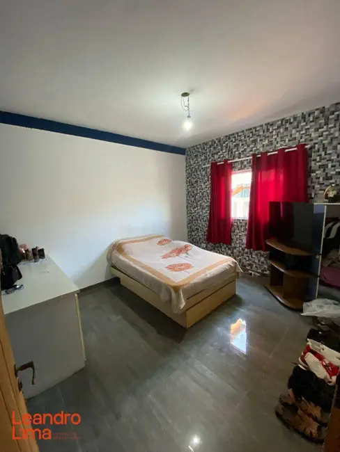 Foto 6 de Casa com 4 quartos à venda, 125m2 em Parque Flamengo, Guarulhos - SP