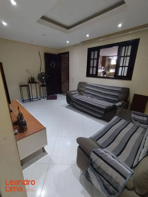 Casa com 2 quartos à venda, 125m2 em Jardim Santa Maria, Guarulhos - SP - imagem 9 Foto 9 de Casa com 2 quartos à venda, 125m2 em Jardim Santa Maria, Guarulhos - SP