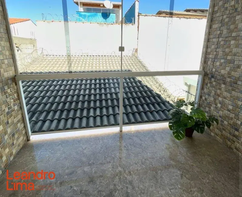 Foto 6 de Casa com 2 quartos à venda, 125m2 em Jardim Adriana, Guarulhos - SP