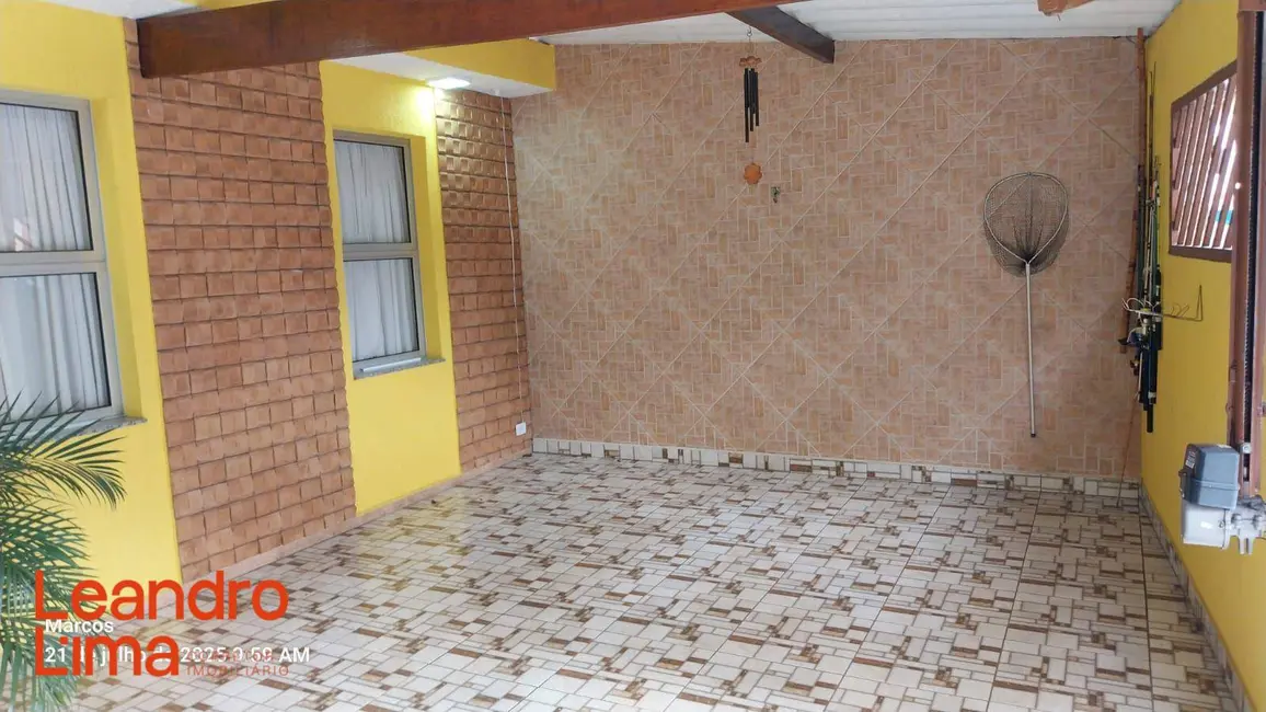 Casa com 2 quartos à venda, 185m2 em Jardim Jovaia, Guarulhos - SP - imagem 2 Foto 2 de Casa com 2 quartos à venda, 185m2 em Jardim Jovaia, Guarulhos - SP