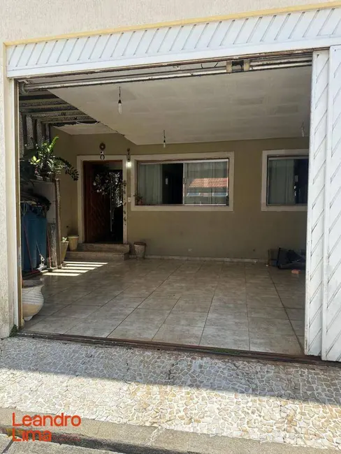 Foto 2 de Casa com 3 quartos à venda, 260m2 em Cidade Maia, Guarulhos - SP