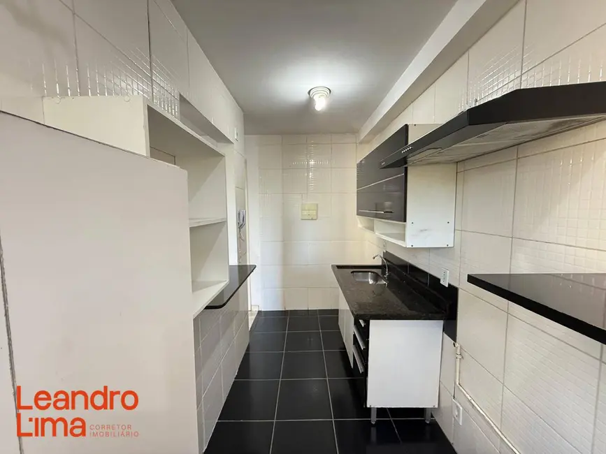 Foto 2 de Apartamento com 2 quartos à venda, 44m2 em Ponte Grande, Guarulhos - SP