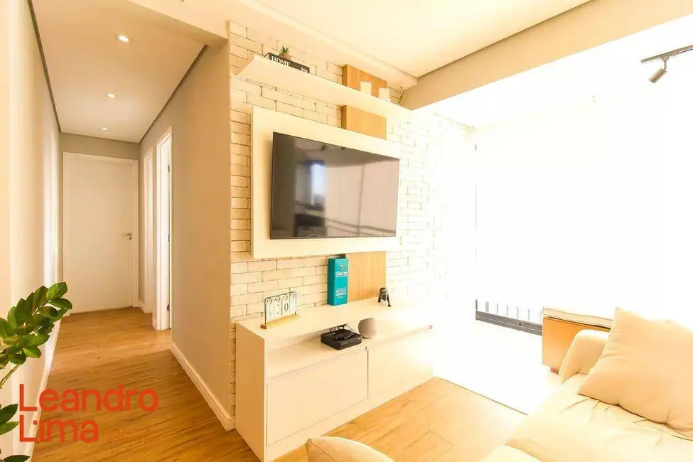 Apartamento com 2 quartos à venda, 50m2 em Vila Carmosina, São Paulo - SP - imagem 3 Foto 3 de Apartamento com 2 quartos à venda, 50m2 em Vila Carmosina, São Paulo - SP