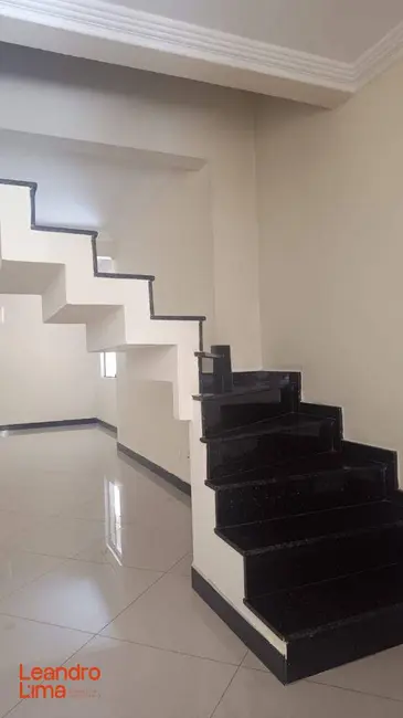 Casa com 3 quartos à venda, 130m2 em Residencial Cerconi, Guarulhos - SP - imagem 4 Foto 4 de Casa com 3 quartos à venda, 130m2 em Residencial Cerconi, Guarulhos - SP